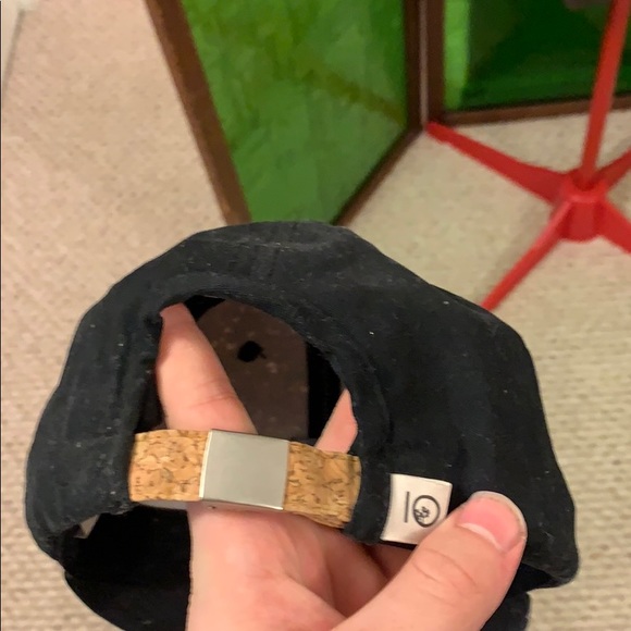 10trees hat - Picture 3 of 6